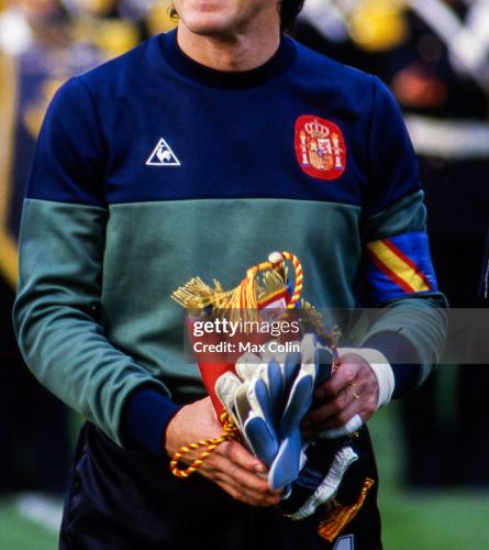 Spain 1984 GK 1 Kit